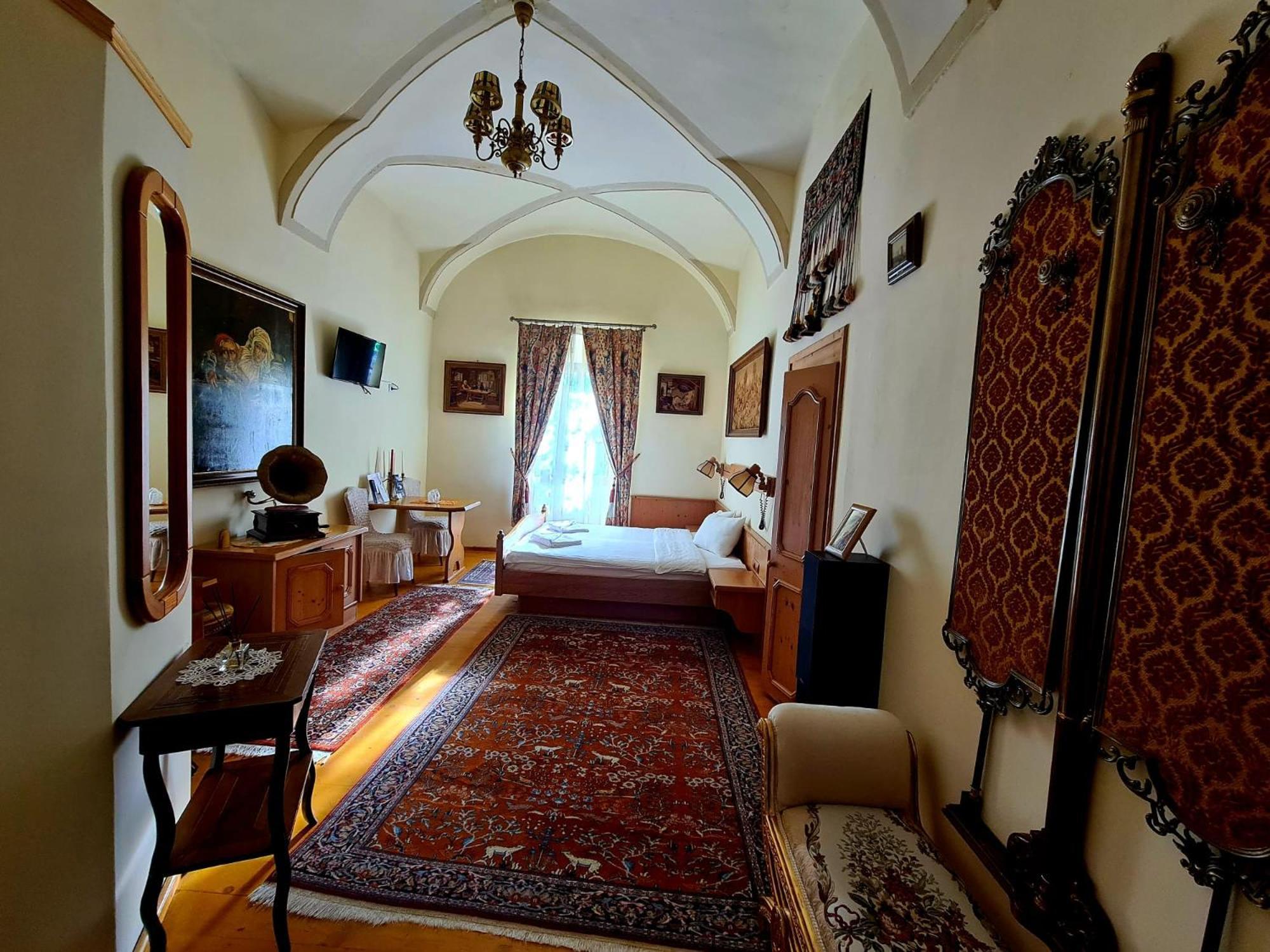 Hotel Armenopolis - Adults Only Gherla Exterior foto